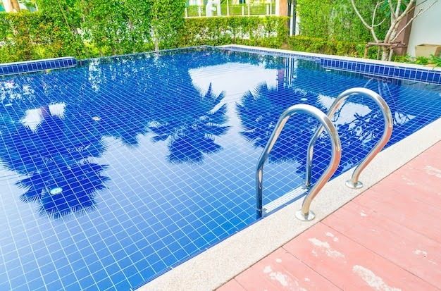 Fiberglass Pool